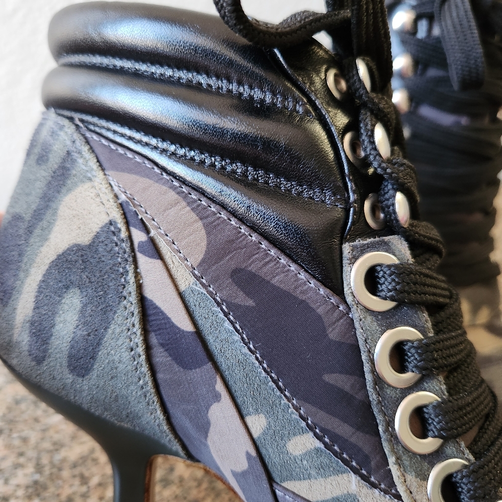 GIANNI BINI Jarret Green/Black Camo Print Suede Lace-up Booties Size 6 - Picture 8 of 16